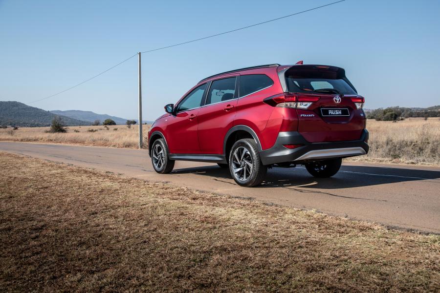  Toyota Rush 2018 года  (ZA) (фото 11 из 32)